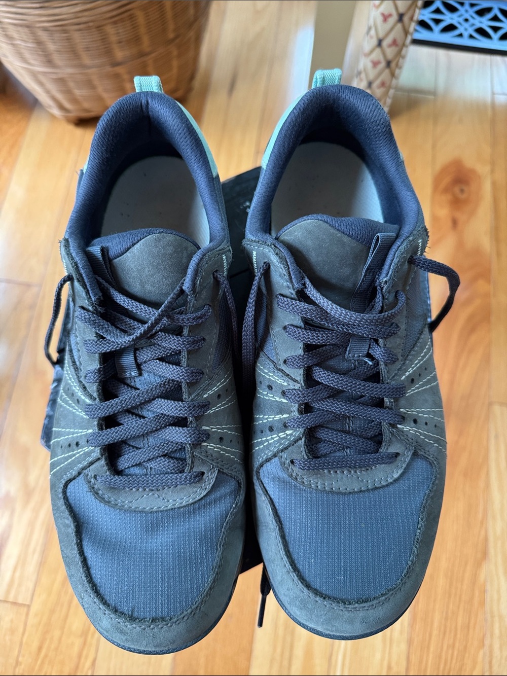 Women's Oboz Low Hiking Trail Shoes in Steel Blue